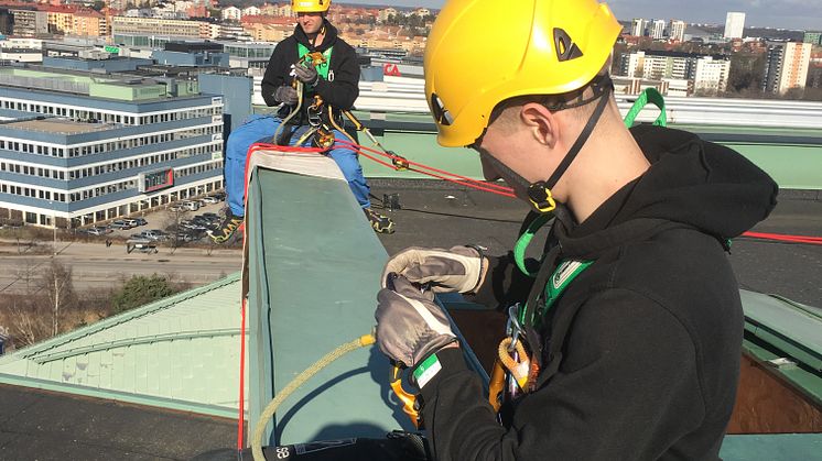 Kurs i reparbete på Klätterservice Training Center