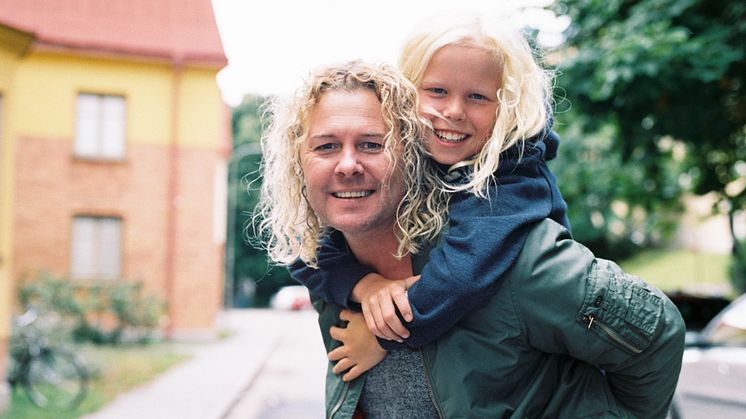 Mojje och sonen Milo är med i kampanjfilmen för Hjärt-Lungfondens kampanj Inte Klar.