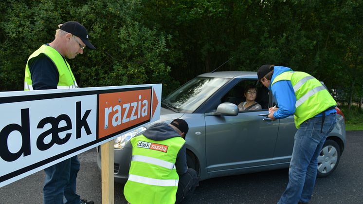 Dækrazzia skal gøre bilisterne mere opmærksomme på vigtigheden af gode dæk.