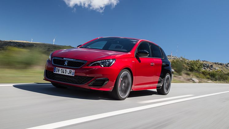 308 GTi by PEUGEOT SPORT på svensk mark