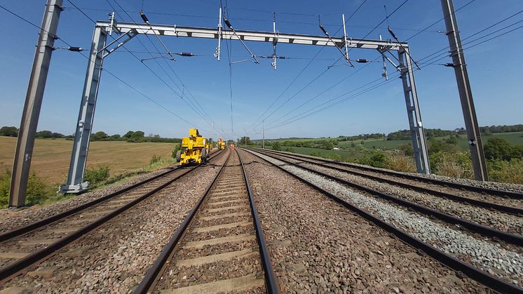 Previous overhead line equipment in place