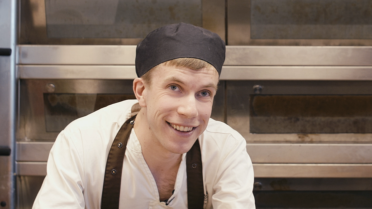 Henrik Sand, baker i Godt Brød - skjermdump fra reklamefilm