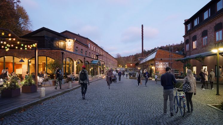 Bruksgatan är ett trivsamt stråk i Mölnlycke Fabriker som förenar områdets unika fabriksbyggnader och befintliga verksamheter med nya bostäder. Här får Friskis & Svettis sin nya entré efter nästa sommar.