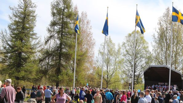 Nationaldags- och midsommarfirandet i Badhusparken ställs in