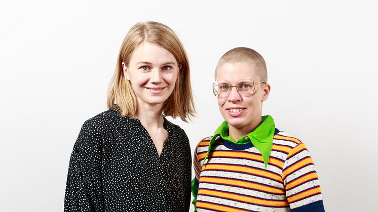 Liva Isakson Lundin och Linnéa Sjöberg. Mottagare av Maria Bonnier Dahlins stiftelses stipendium 2018. Foto: Christian Habetzeder. 