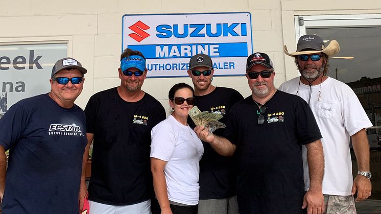 Team 10 - 4 BBQ enjoyed success at the Apalachicola Red Snapper Roundup onboard Suzuki outboard-powered Alle Cat