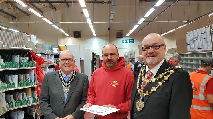 Mayor thanks local posties for delivering first-class Christmas
