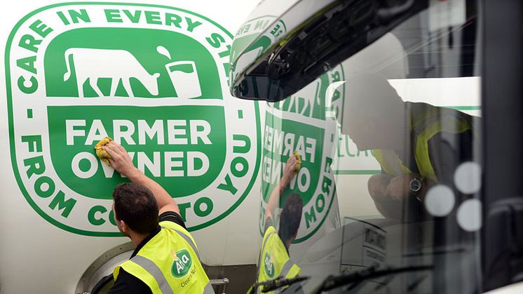 Arla demonstrates its continued support for its farmer owners as new farmer-owned marque appears on the first of its milk tankers  