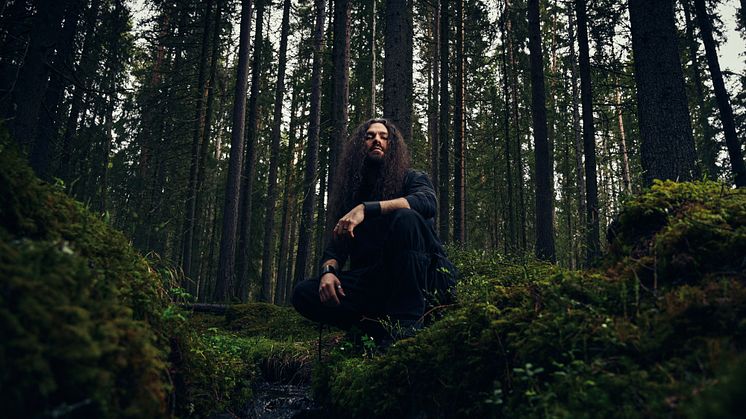 Urferd släpper sin nya singel ”Envig!