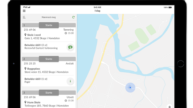 Føreren får informasjon om den optimale kjøreruten via en app og kan se oppdragene sine i et kart. 