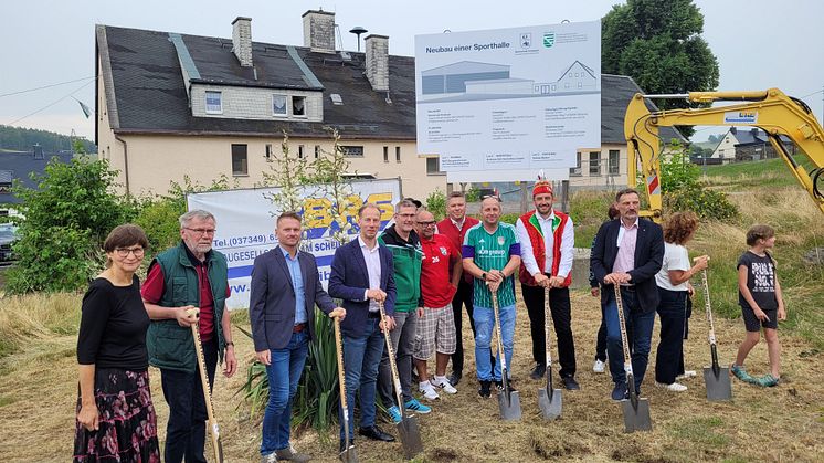 Spatenstich in Drebach: Bau der neuen Sporthalle beginnt