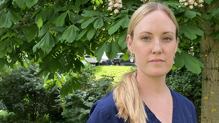 Carolina Carholt är tandläkare och verksamhetschef på Praktikertjänst Dina Tandläkare.