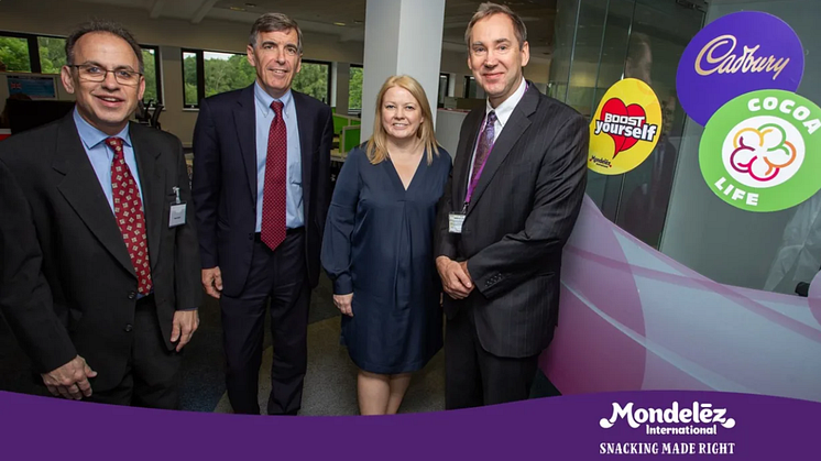 Mondelez International hosts DEFRA MP David Rutley at our new Ingredient Research space, Reading Science Centre