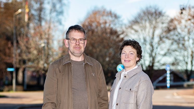 Per-Olof Henriksson och Pernilla Nykvist startar HusmanHagberg i Hagfors.