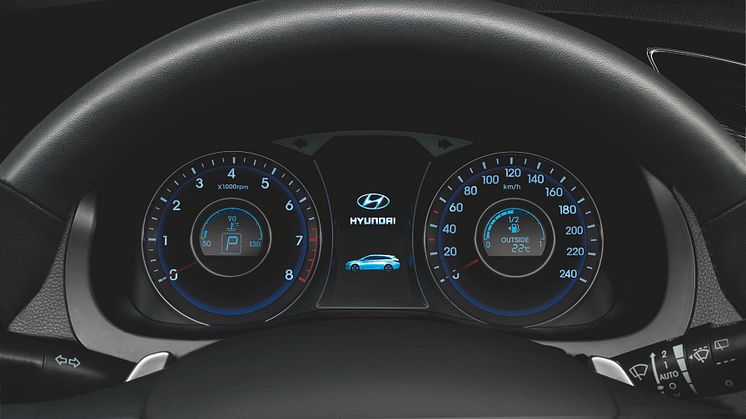 Hyundai i40 cluster