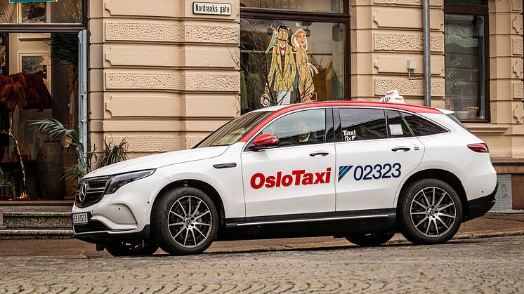 Oslo Taxi bil hel logo