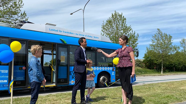 The Evolution Road was inaugurated by Philip Sandberg, Mayor of the city of Lund, Maia Nilsson and Jonatan Nilsson. 