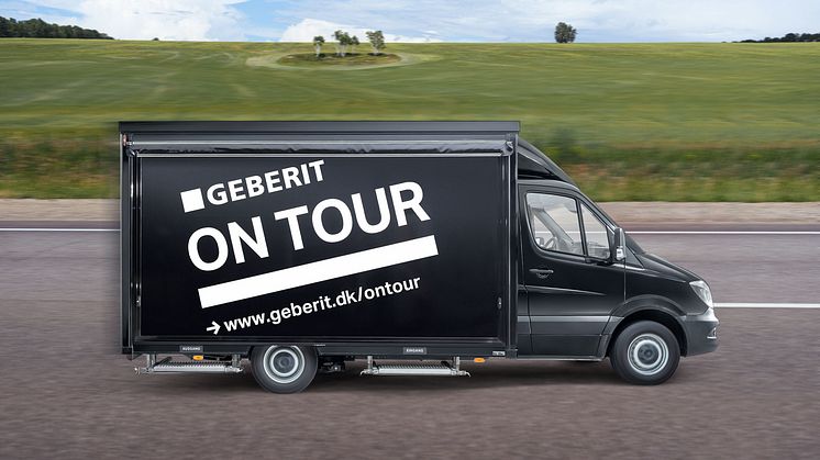 Geberit On Tour: Nu får danske grossister og installatører besøg af Geberits kørende showroom 