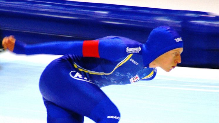 Olympiern och skridskoåkaren Johan Röjler har deltagit i tre OS. Nu kommer han till Mogata.
