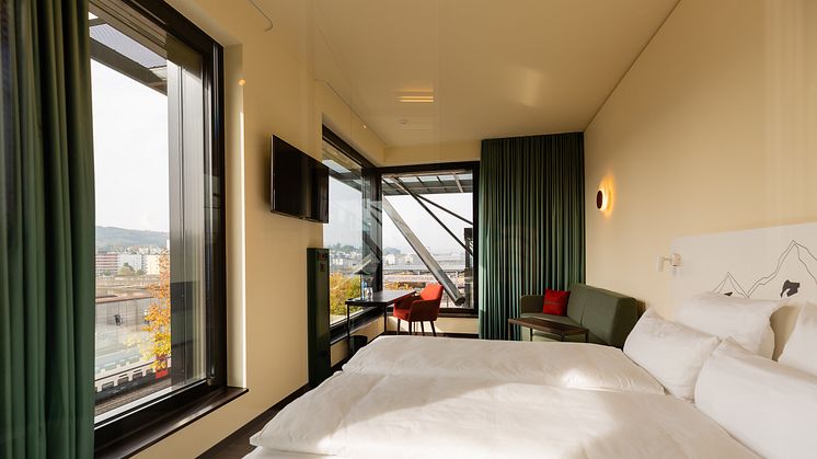 Deluxe Doppelzimmer im a-ja City-Resort Zuerich_© Christopher Tiess für a-ja Resort und Hotel GmbH