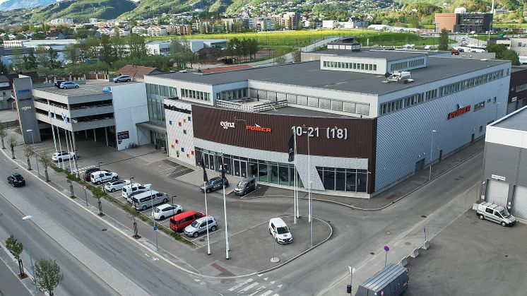 Nye lokaler: Nordvik Gruppen flytter inn i Verkstedveien 1. Foto: Drone Nord AS. Høyoppløselig bilde i bunnen av artikkelen. 