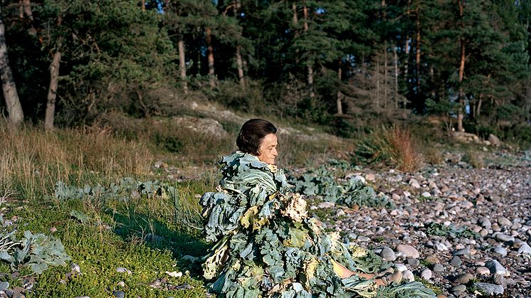 Karoline Hjorth & Riitta Ikonen Eyes as Big as Plates # Inger (2019)