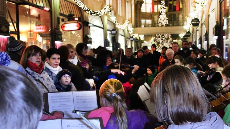 Der Bärenherz-Weihnachtsstand: Eine gelungene Veranstaltung in der Mädler-Passage