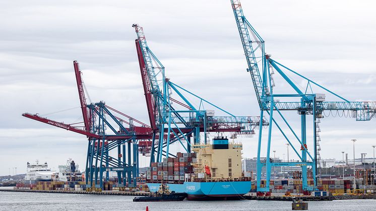 Världens första metanoldrivna fartyg hos APM Terminals i Göteborg