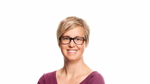 Statsvetaren Lisa Pelling inleder höstens populärvetenskapliga caféer på Högskolan i Skövde