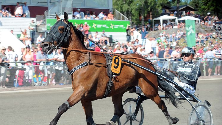 Norrländskt guld och fransk styrka gav rosa kuvert