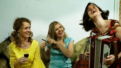The Loulou Sisters firar Alla Hjärtans Dag med konsert och släpper nya singeln ”En stilla flirt”! 