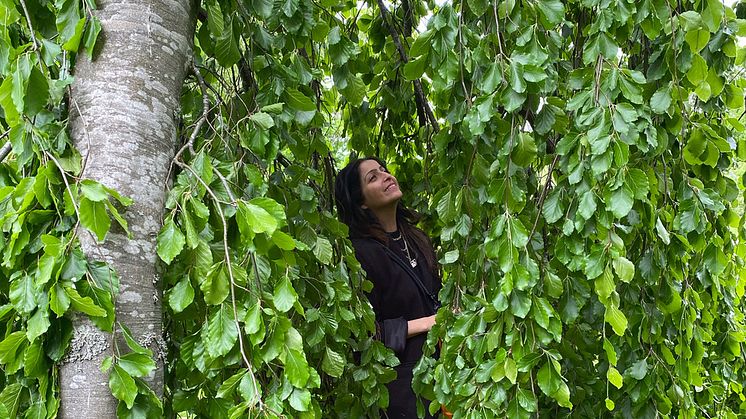 Saadia Hussain, från researchdagar i Ullleråker, maj 2023. Foto: Konstfrämjandet Uppland.