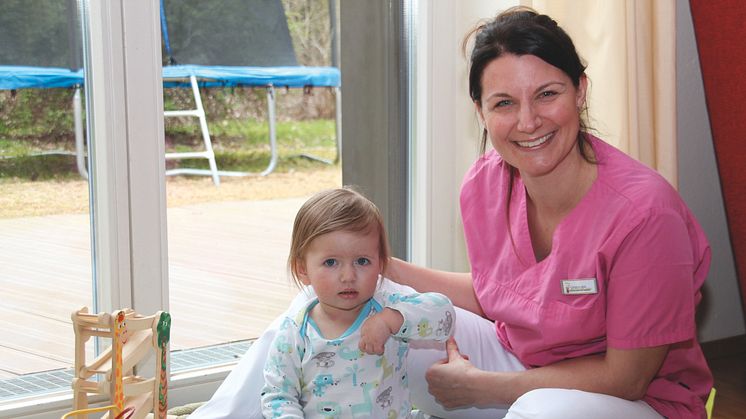 Selma und Schwester Christina im Kinderhospiz Bärenherz