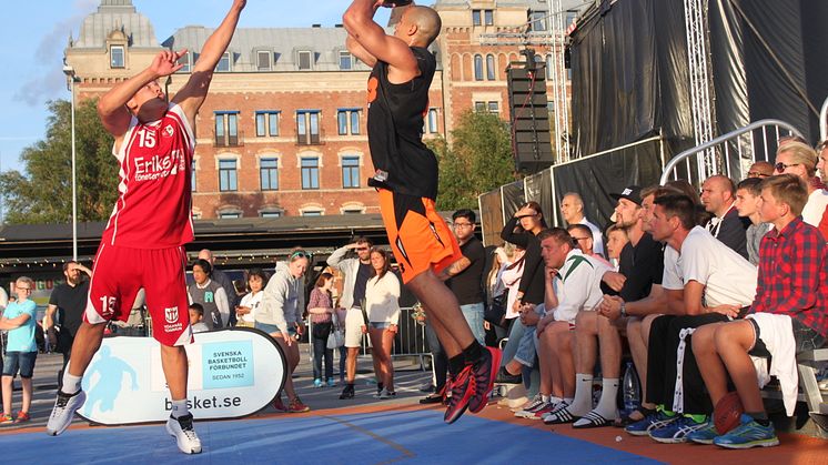 3x3 basket till Helsingborg i 3 år