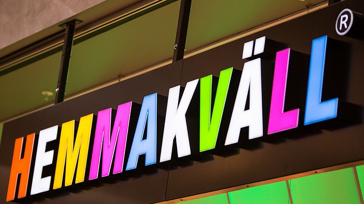 MER LÖSGODIS I TV! Hemmakväll förnyar samarbetet med TV 4.