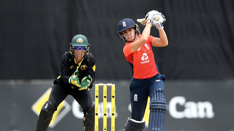 Lauren Winfield scored 23 from No.8 but England went down by 16 runs. Photo: Getty Imags