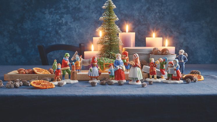 Fine porcelain figures complete the Hutschenreuth Christmas collection 2020.