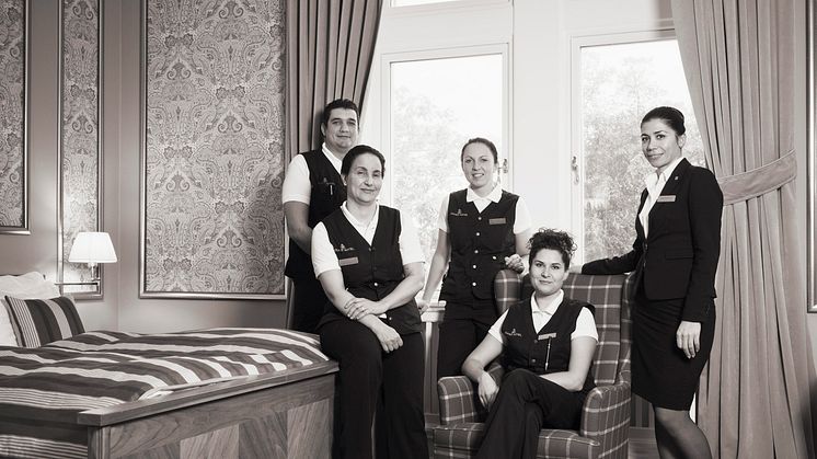 Grand Hotels chefshusfru, Dilara Rustamova, med kolleger. Fotograf: Truls Bärg