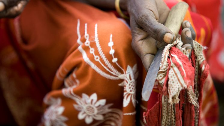 UNICEF: Krafttag behövs mot kvinnlig könsstympning och barnäktenskap