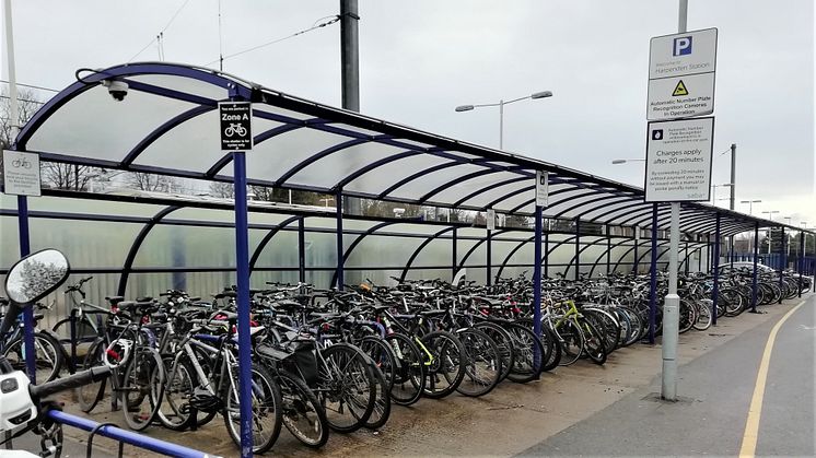 Harpenden station cycle racks