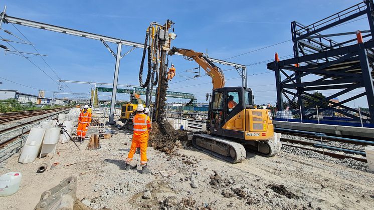 Platform piling for the new Brent Cross West station