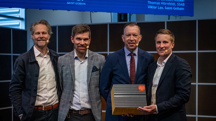 Dan Cedergren (moderator), Viktor Lax (Saint-Gobain), Thomas Hörnfeldt (SSAB) och Rasmus Larsson (Ruukki)