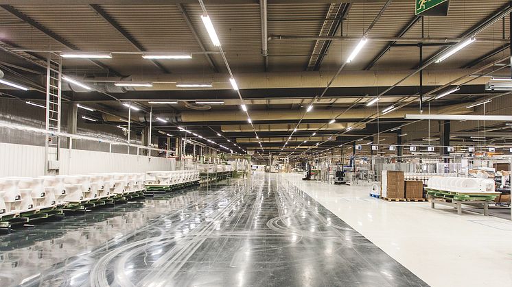Geberit pitkälle automatisoitu keramiikkatuotanto Tammisaaren tehtaalla