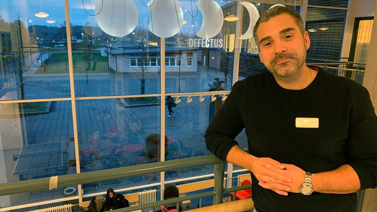 Rikard Martinsson är rektor på Fryxellska skolan i Sunne. Det långsiktiga förändringarbetet på skolan börjar visa resultat.