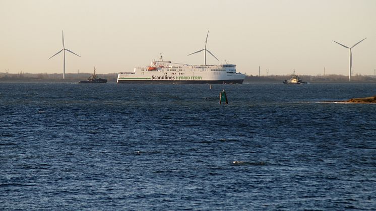 Die „Copenhagen" verlässt am 28. November 2016 die Fayard-Werft
