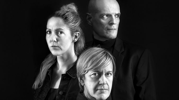 Cecilia Lindqvist, Niki Gunke Stangertz och Jacob Ericksson i "Ellen Babić”. Foto: Patrick Miller