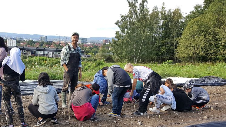 Markus Brun Hustad blir prosjektleder i Økologisk Norges nye skolehageprosjekt. Foto: privat