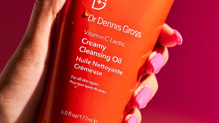 Vitamin C + Lactic Creamy Cleansing Oil          