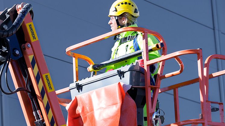 Tjänsten RamiShare gör att flera aktörer på en byggarbetsplats kan dela liftar med varandra. 