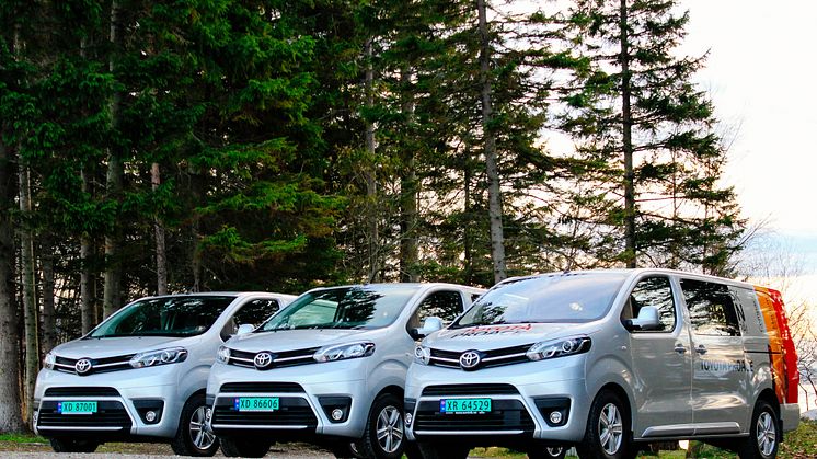 Flere lengder: Toyota Proace leveres i tre ulike lengder. Foto: Markus Bergli